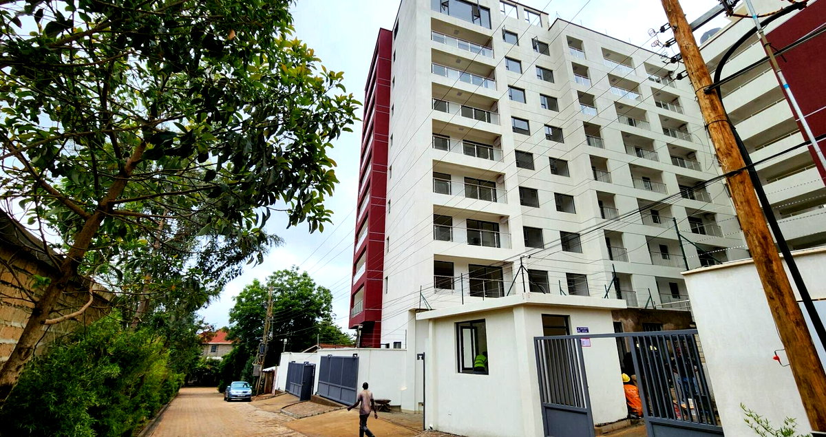 3BR Apartment with Rooftop Lounge & Gym - Ongata Rongai
