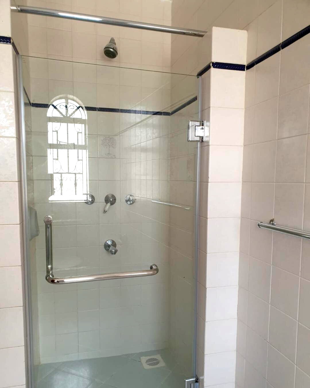 5BR Townhouse with Pool, Gym & Sauna - Riverside, Westlands