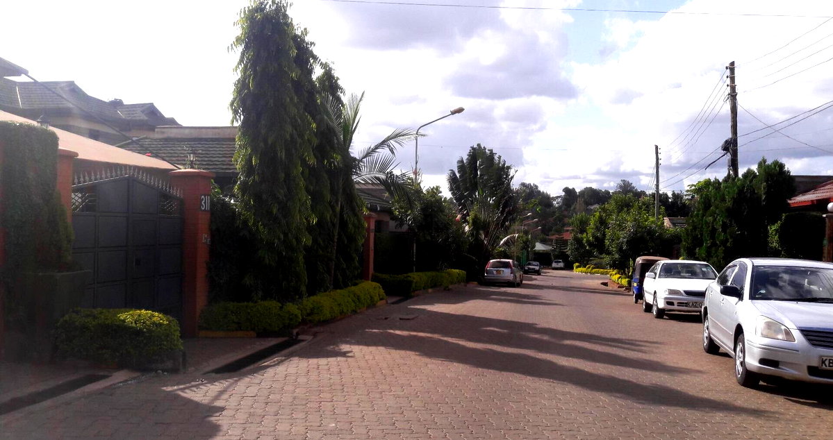 4-Bed All Ensuite Townhouse with Study & Servant Quarters - Muthaiga