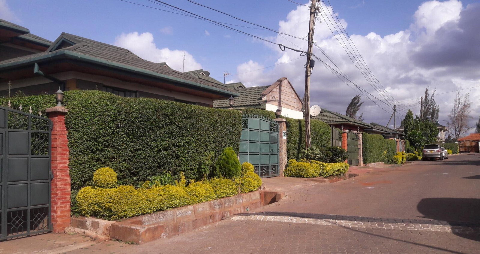 4-Bed All Ensuite Townhouse with Study & Servant Quarters - Muthaiga