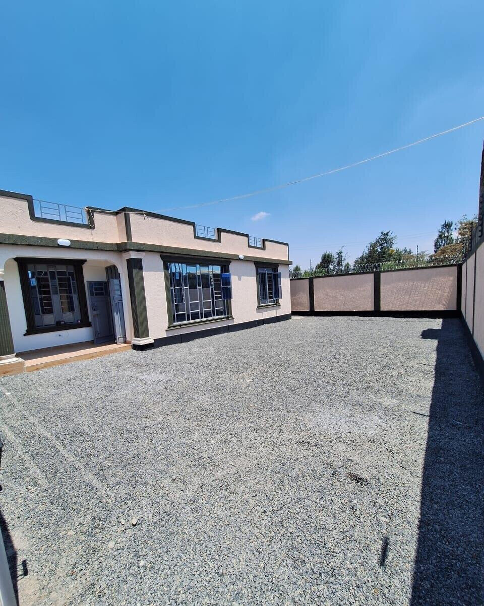 3BR All-Ensuite Townhouse with Electric Fence & Alarm - Ruiru Kimbo