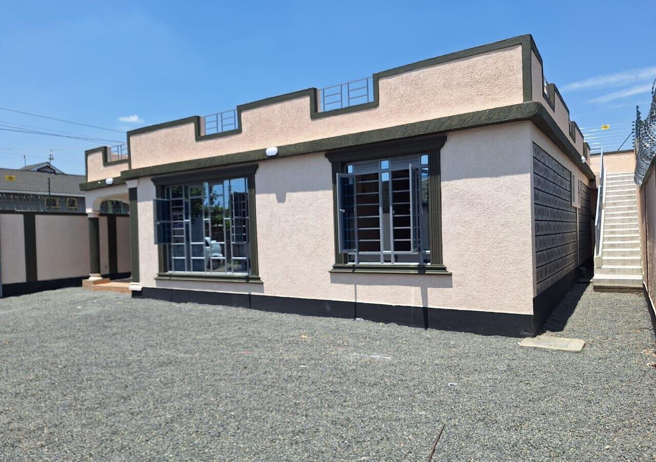 3BR All-Ensuite Townhouse with Electric Fence & Alarm - Ruiru Kimbo