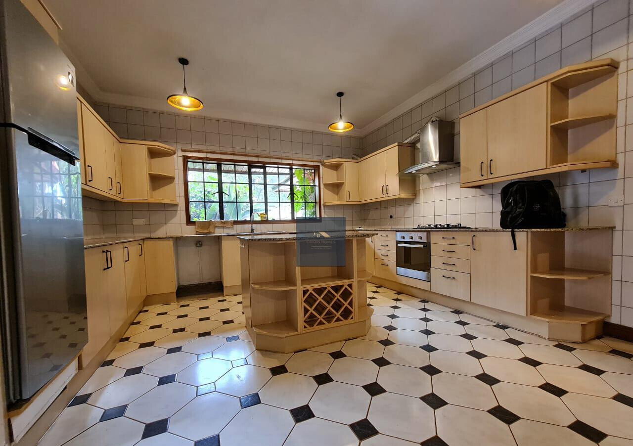 1/8 Acre 5BR Haven at KSh 450K
