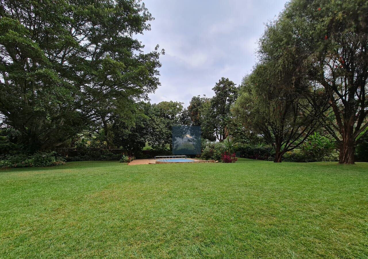 1/8 Acre 5BR Haven at KSh 450K