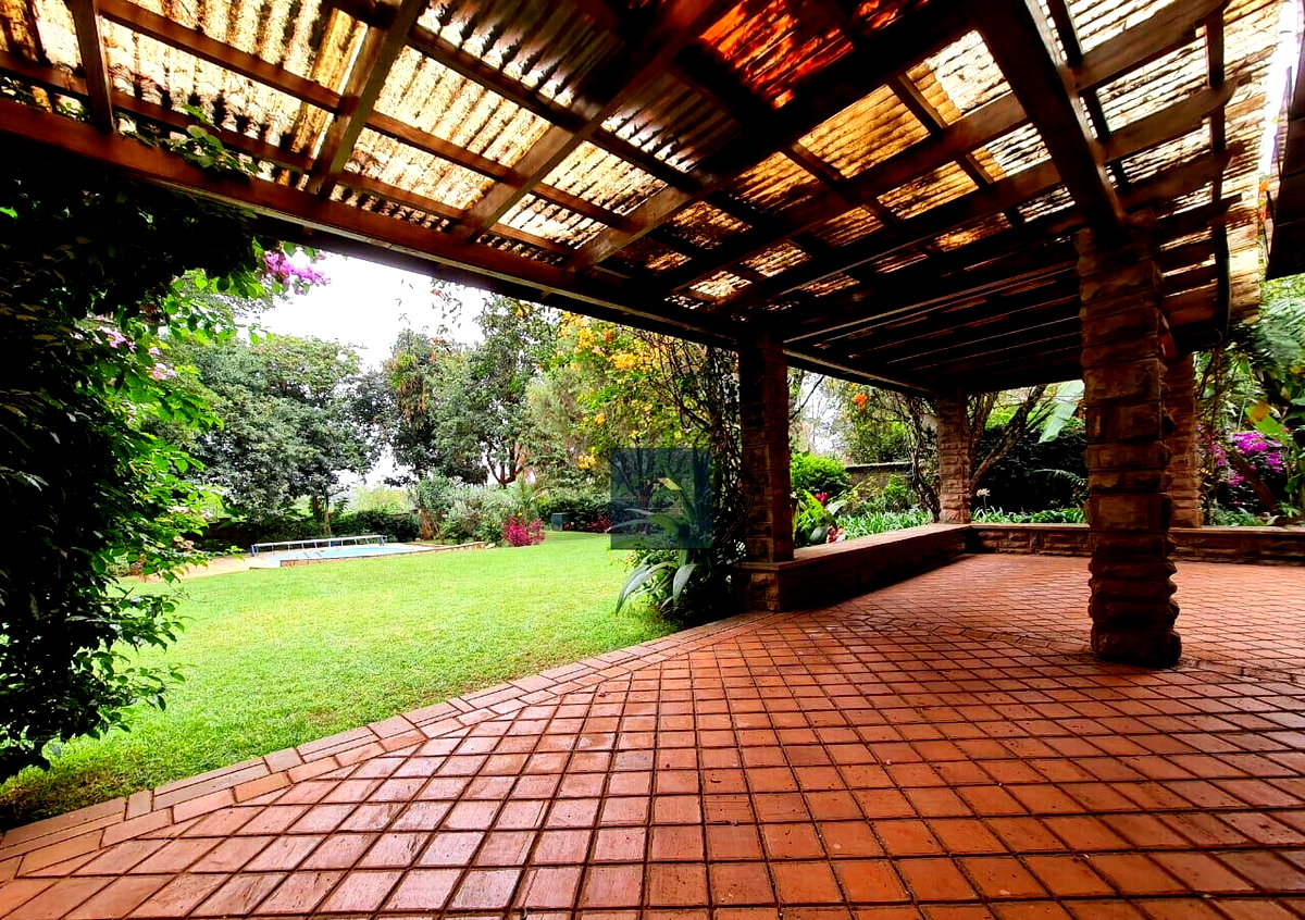 1/8 Acre 5BR Haven at KSh 450K