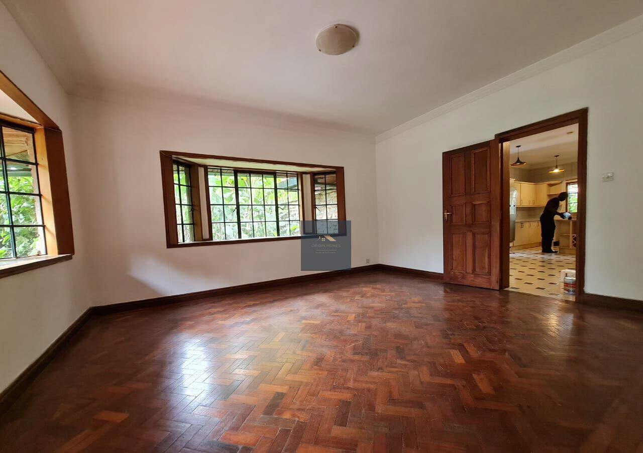 1/8 Acre 5BR Haven at KSh 450K