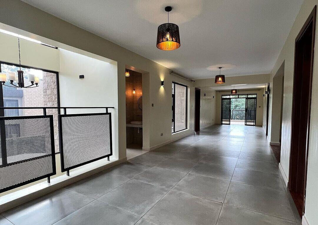 6-Bedroom Modern-Contemporary Home with Rooftop Terrace – Karen