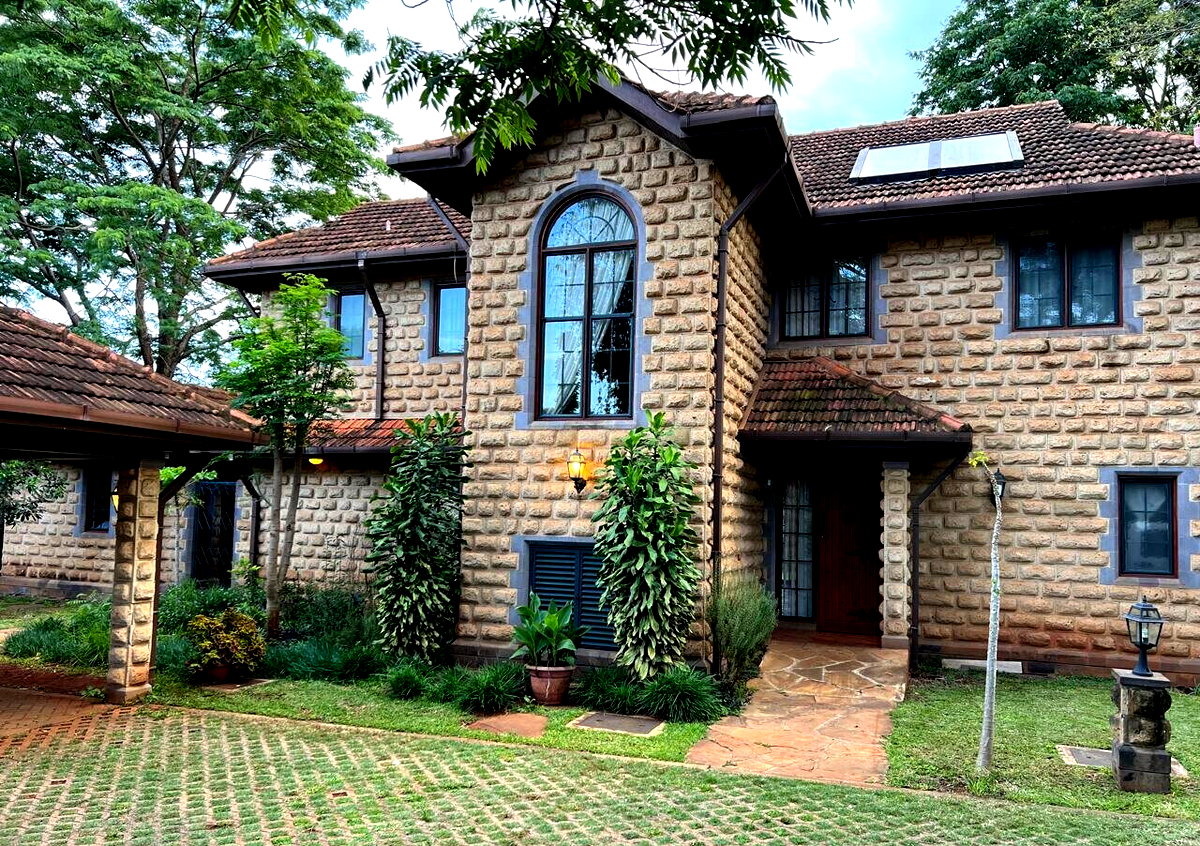 Quarter Acre Townhouse at KSh 452K