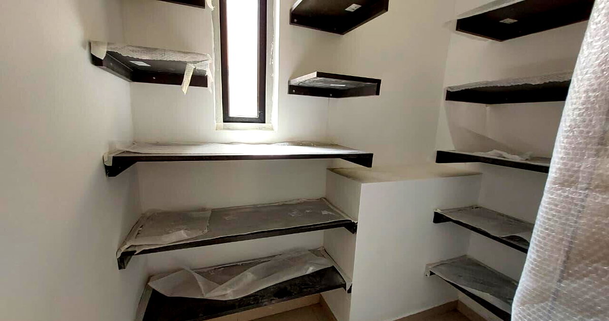 5BR All-Ensuite Townhouse with Jacuzzi & Private Garden - Lavington