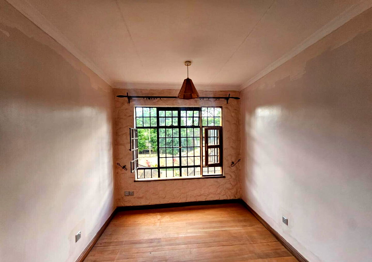 KSh 400K 4BR Spring Valley Home