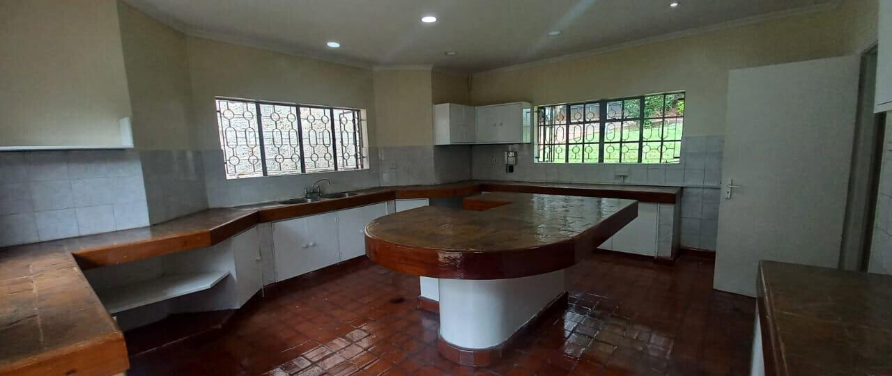1.1-Acre Lavington Gem with Garden