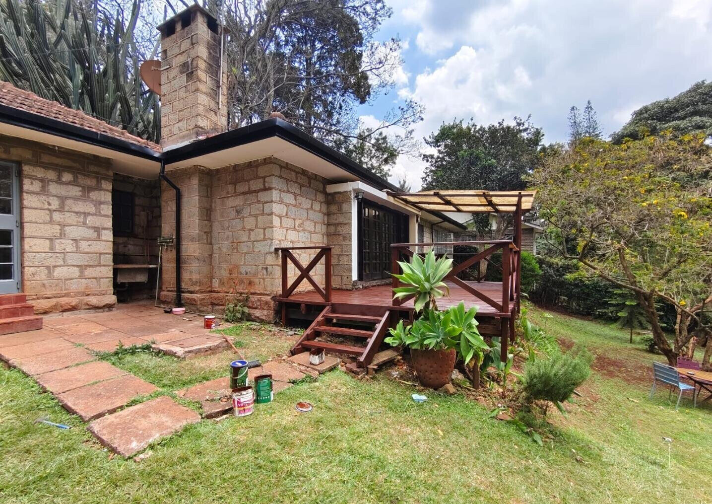 1.1-Acre Lavington Gem with Garden
