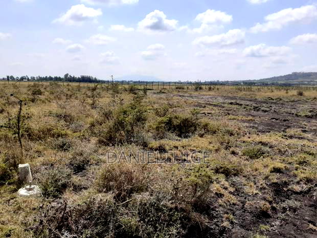 1 Acre Near Kantafu Town Before Koma Market on Sale at Reduced Price