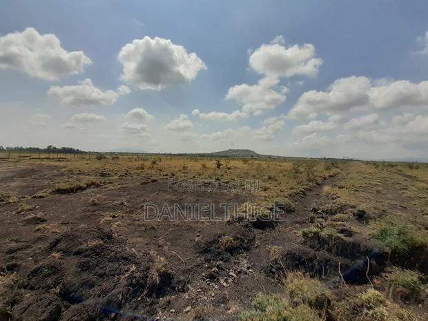 1 Acre Near Kantafu Town Before Koma Market on Sale at Reduced Price