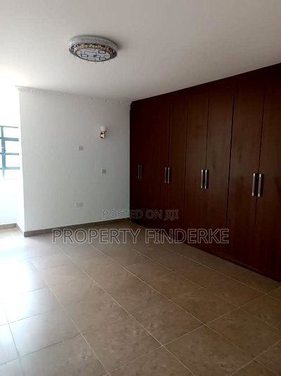 5bdrm Mansion in Kitengela for sale - Image 2