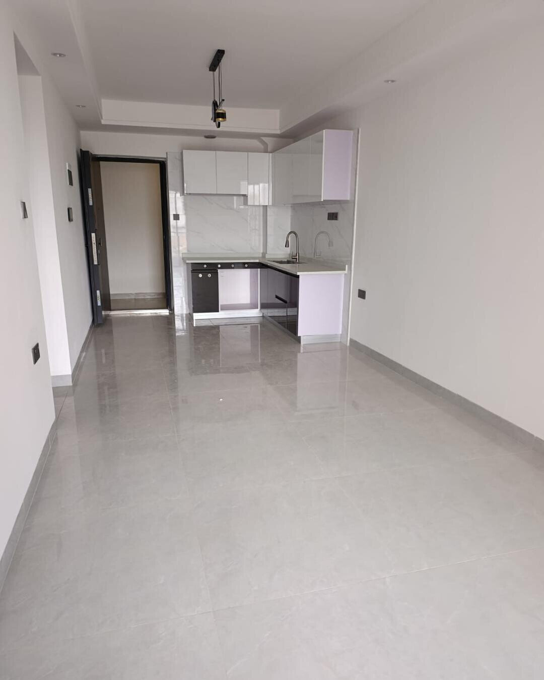2BR Ready Apartment with Heated Pool & Rooftop Coffee Bar - Kilimani