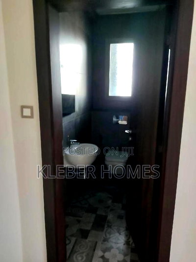 3bdrm Duplex in Westlands for sale - Image 8