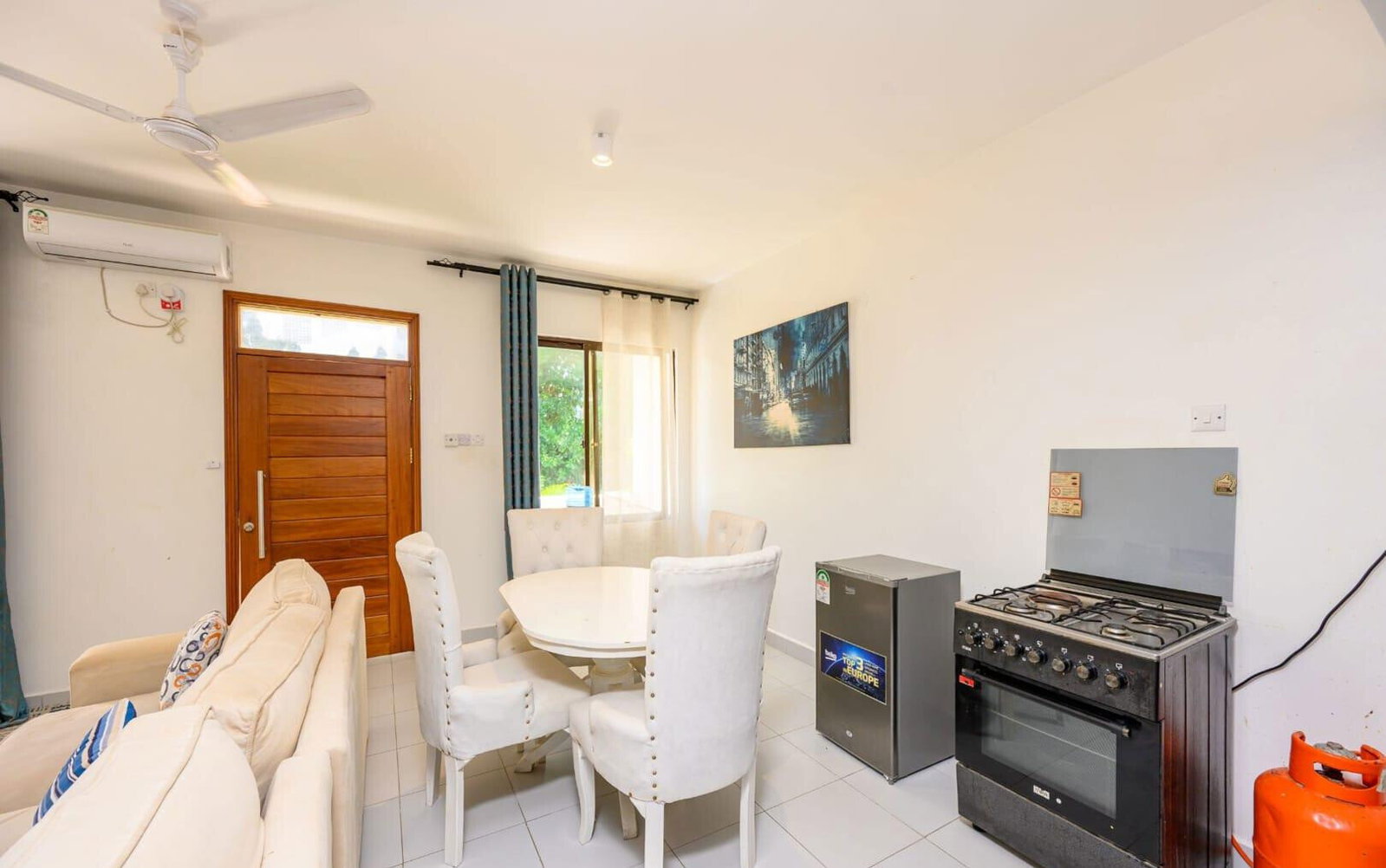 Furnished 1BR with Pool & Balcony - Pontoon Nyali