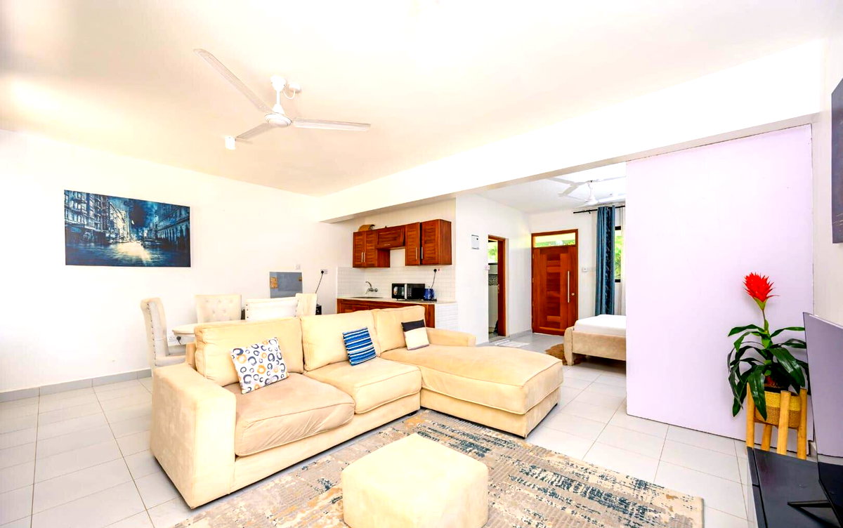 Furnished 1BR with Pool & Balcony - Pontoon Nyali