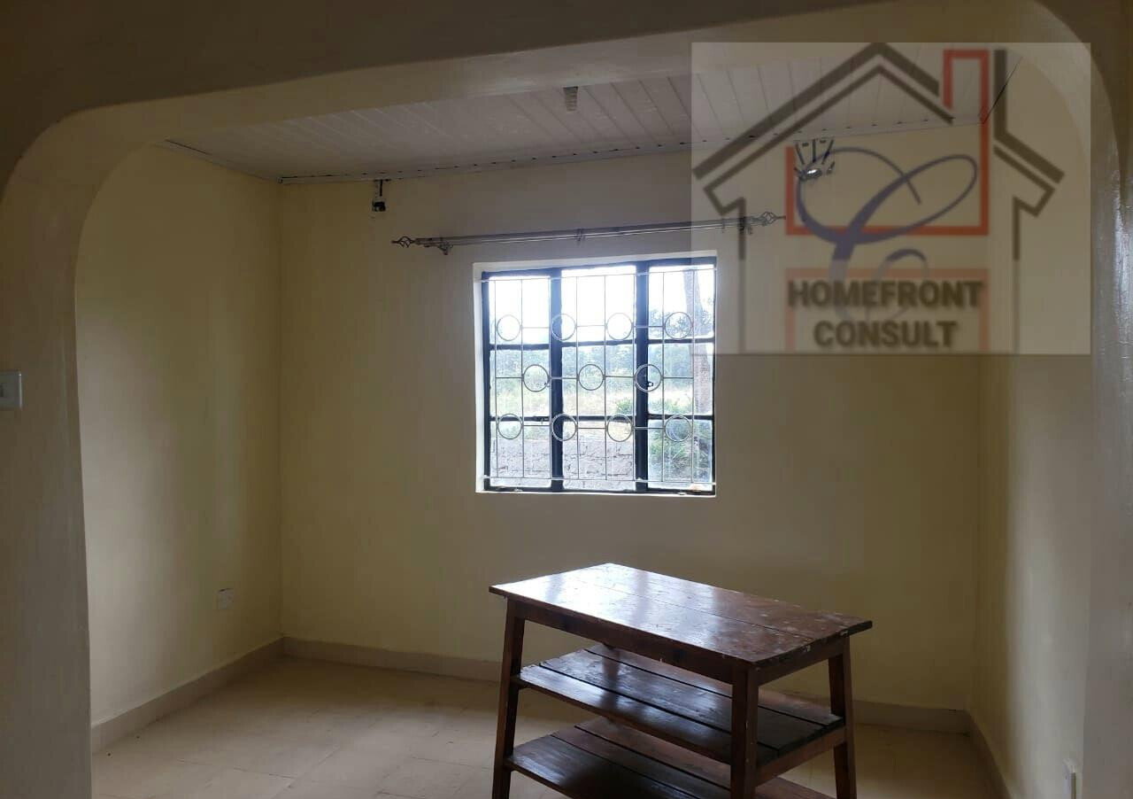 Quarter Acre 4BR Home with Garden