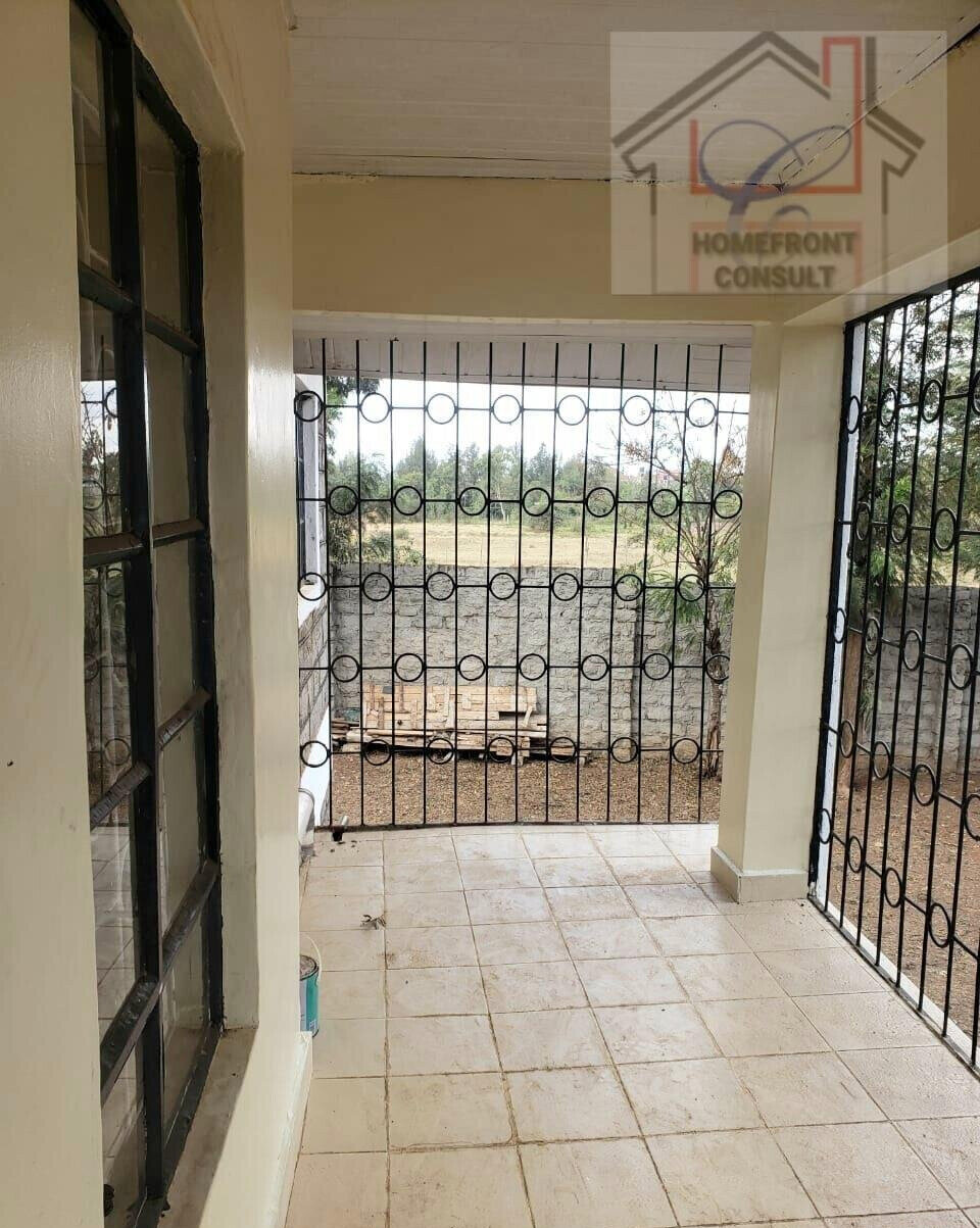 Quarter Acre 4BR Home with Garden