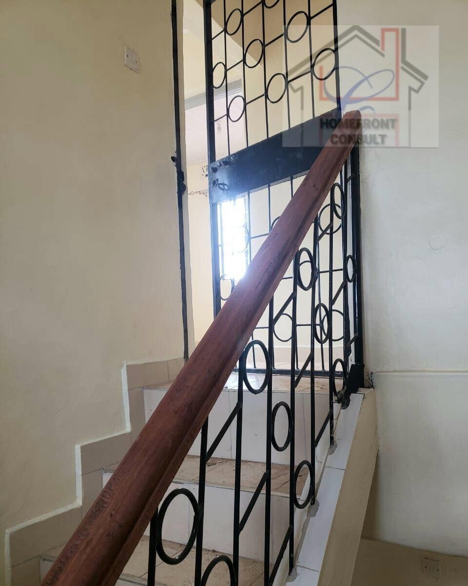 Quarter Acre 4BR Home with Garden