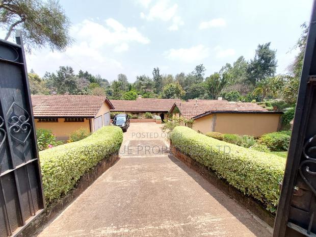 5bdrm Bungalow in Loresho for sale