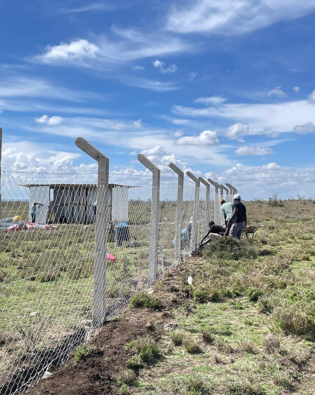 1-Acre Garden Plot with Parking at KSh 2.4M