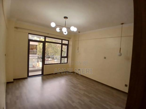 5bdrm Apartment in Kilimani for rent
