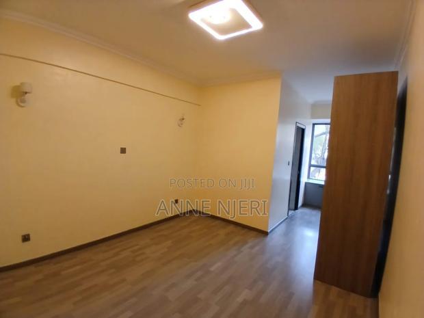 5bdrm Apartment in Kilimani for rent