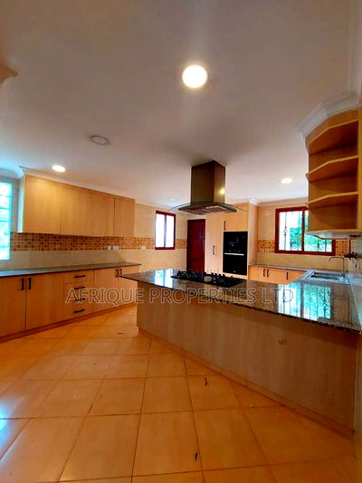 5bdrm Mansion in Spring Valley for rent - Image 4