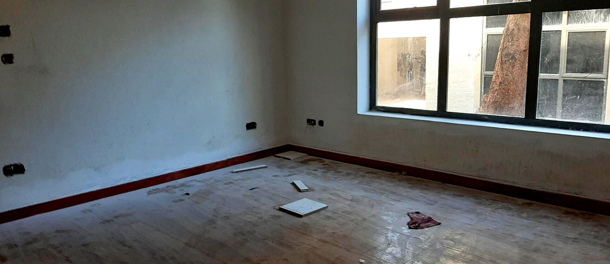 6-Ensuite Townhouse with Fireplace & DSQ - Westlands