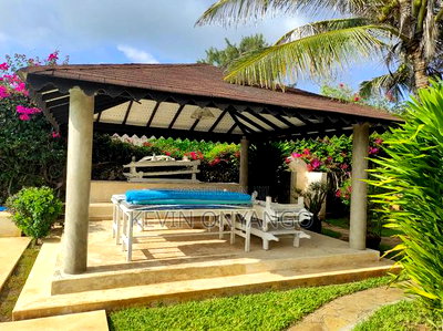 Furnished 6bdrm Villa in Watamu for sale - Image 4