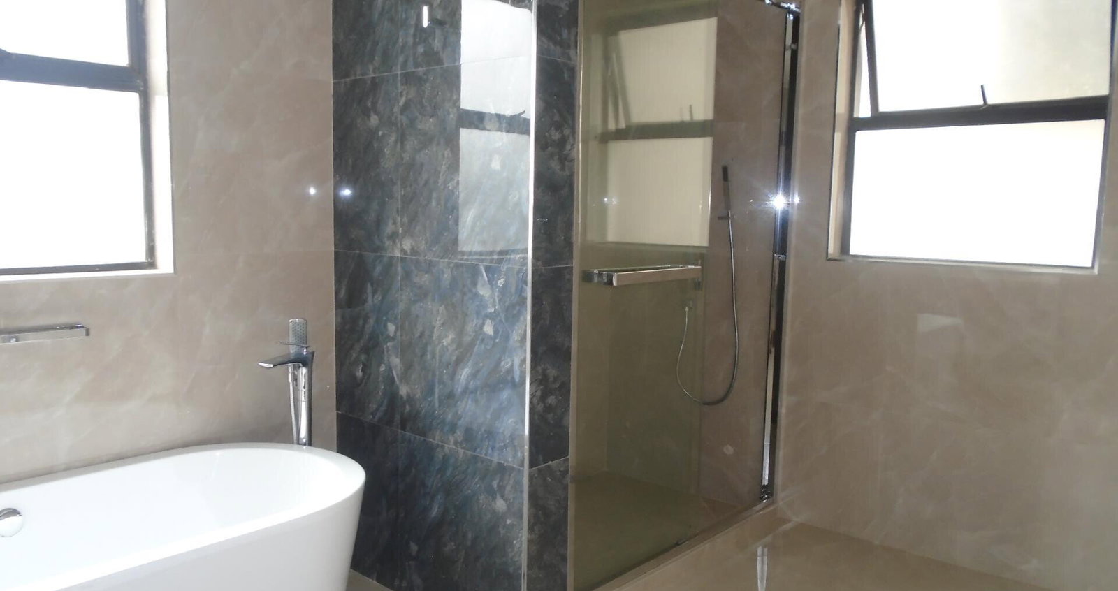 Newly Built 5-Ensuite Townhouse with Pantry & Balconies - Lavington