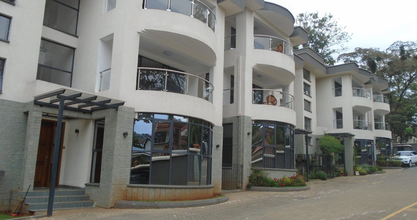 Newly Built 5-Ensuite Townhouse with Pantry & Balconies - Lavington