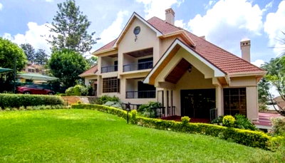 Half Acre 8BR Mansion with Garden