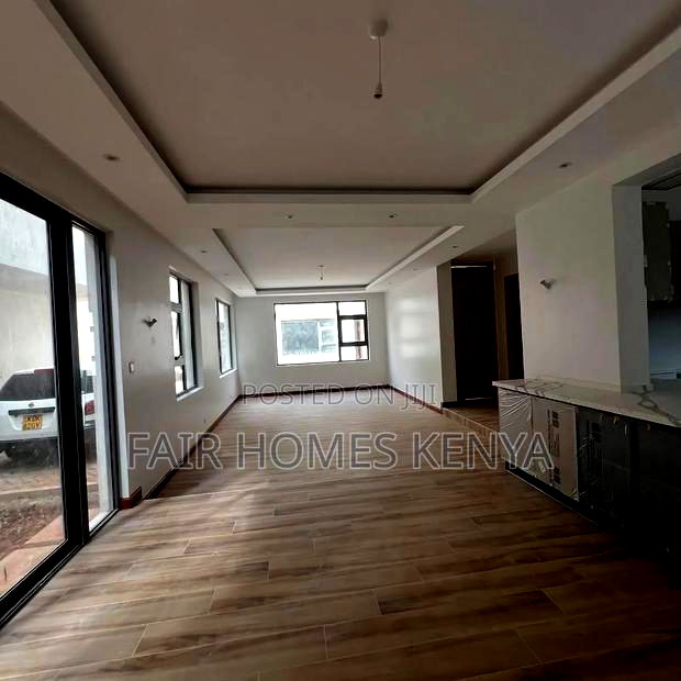 6bdrm Townhouse/Terrace in Convent Drive, Lavington for sale