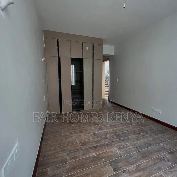 6bdrm Townhouse/Terrace in Convent Drive, Lavington for sale