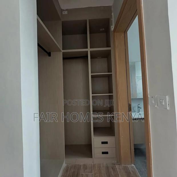 6bdrm Townhouse/Terrace in Convent Drive, Lavington for sale