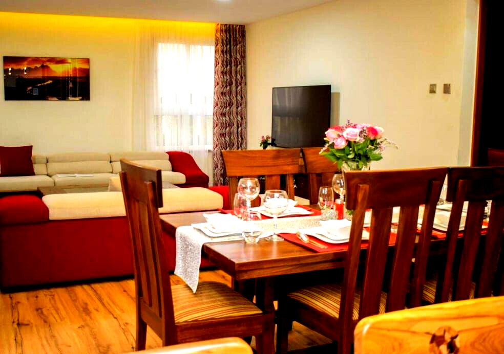 4BR Townhouse with Office & Garden - Runda