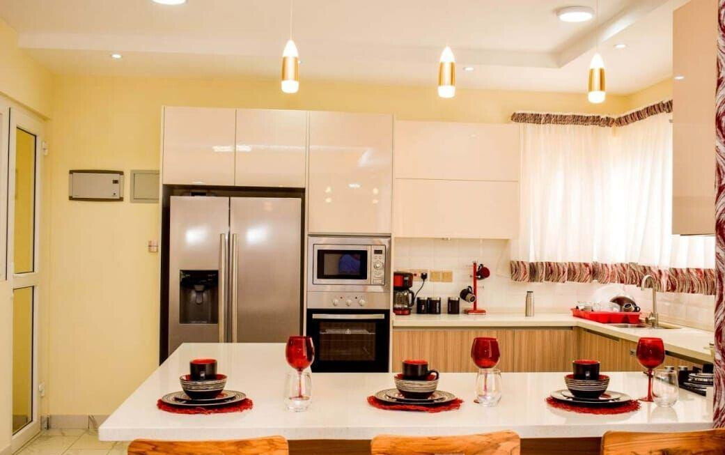 4BR Townhouse with Office & Garden - Runda