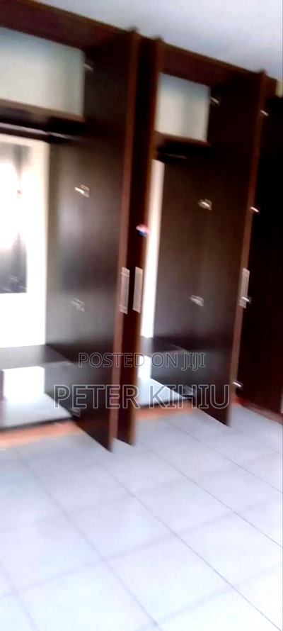 3bdrm Apartment in Parklands for rent - Image 6