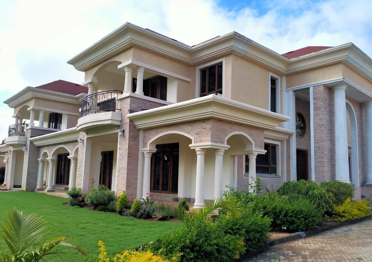 6BR Townhouse with Panoramic City Views - Runda Waters