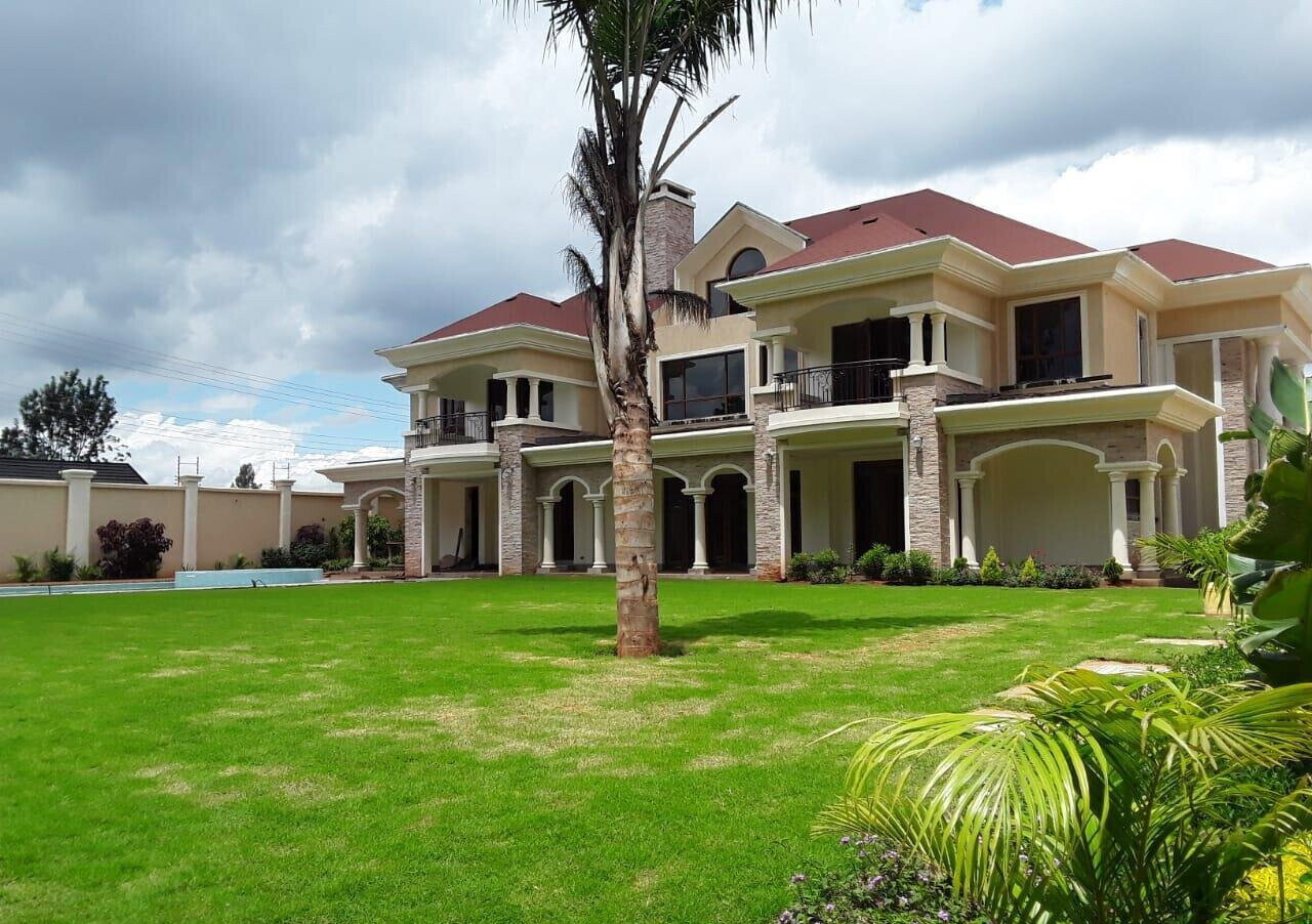 6BR Townhouse with Panoramic City Views - Runda Waters
