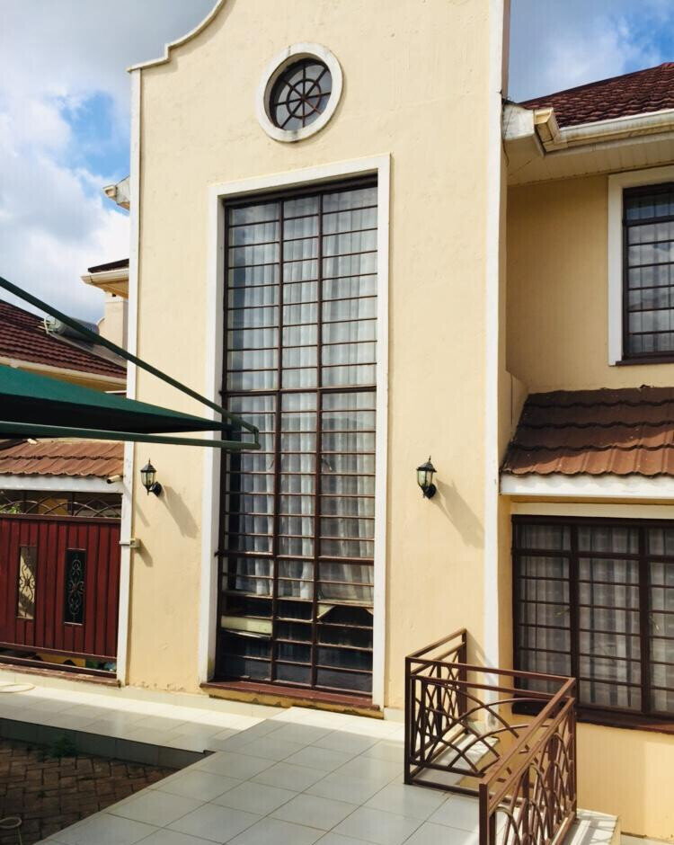 4BR All-Ensuite Townhouse in a Blue Zone Court - Runda