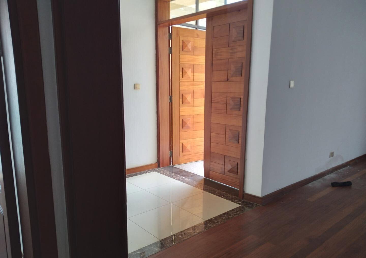 Spacious 5BR Townhouse on James Gichuru - Lavington