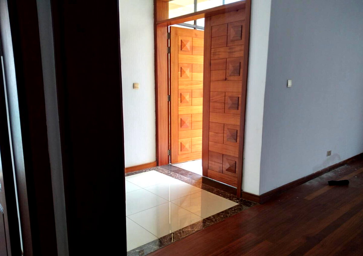 Spacious 5BR Townhouse on James Gichuru - Lavington