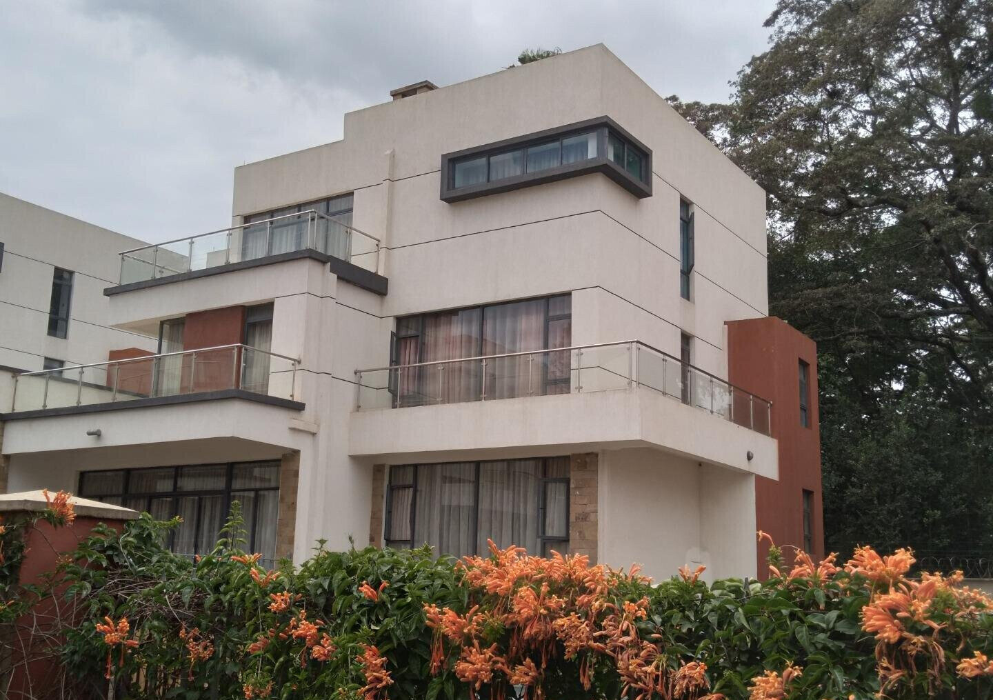 Spacious 5BR Townhouse on James Gichuru - Lavington