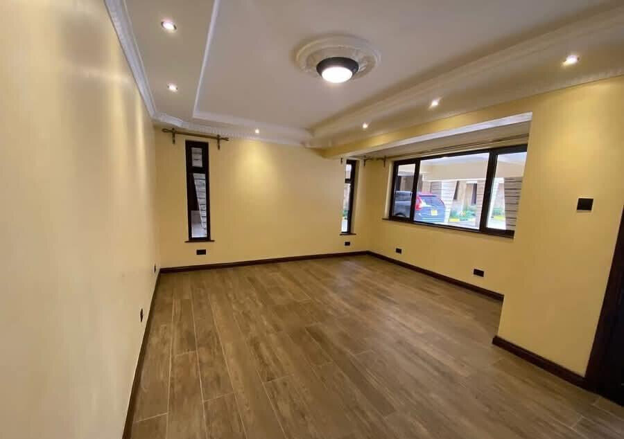 5-Ensuite Townhouse with Extra Lounge & Private Garden - Lavington