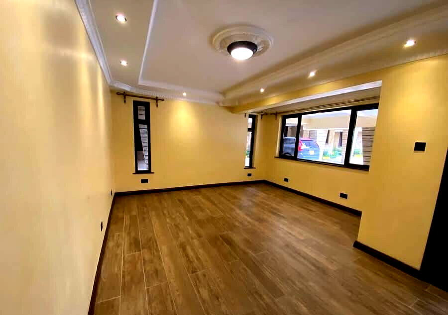 5-Ensuite Townhouse with Extra Lounge & Private Garden - Lavington